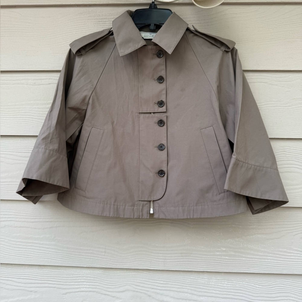 Cropped Cape Trench Jacket in Olive Green - Picture 9 of 16